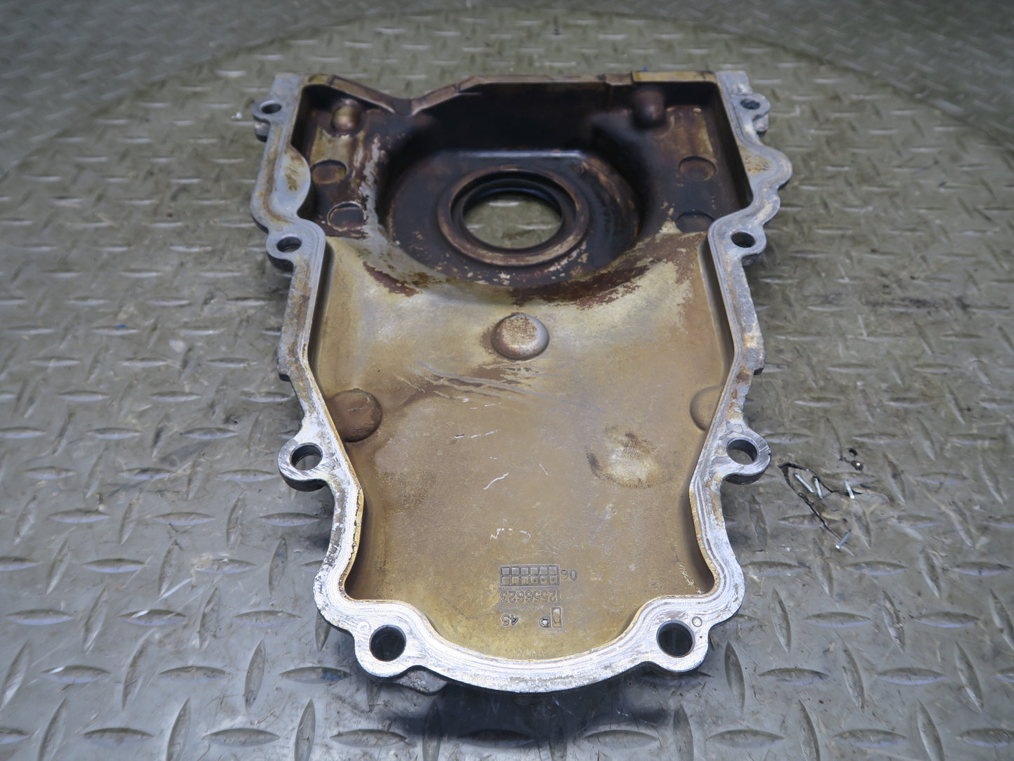 2003-2007 Hummer H2 6.0L Front Engine Motor Timing Plate Cover 12556623