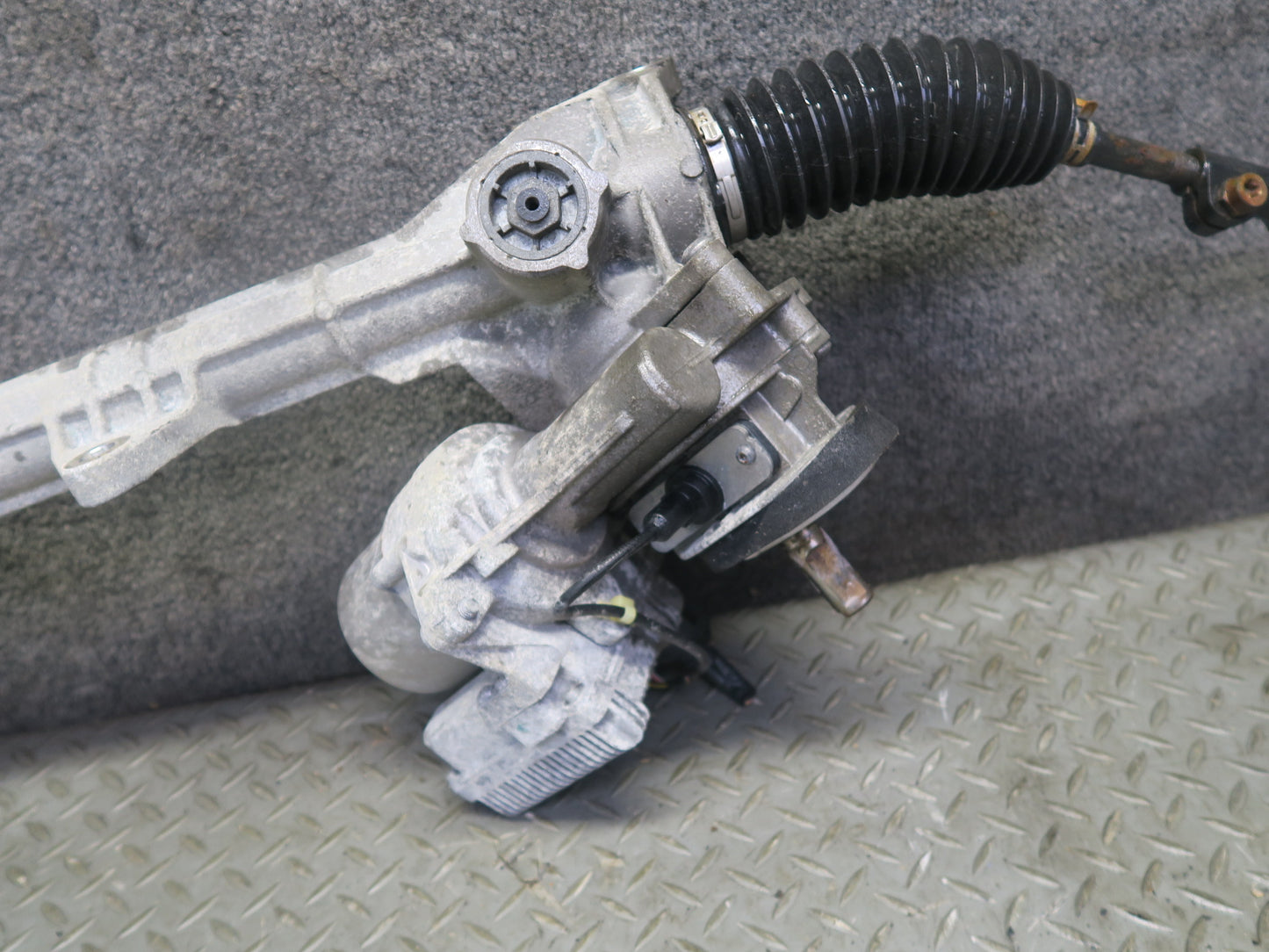 07-15 Mini R56 R58 R59 R57 Electric Steering Gear Rack & Pinion 104K Miles OEM