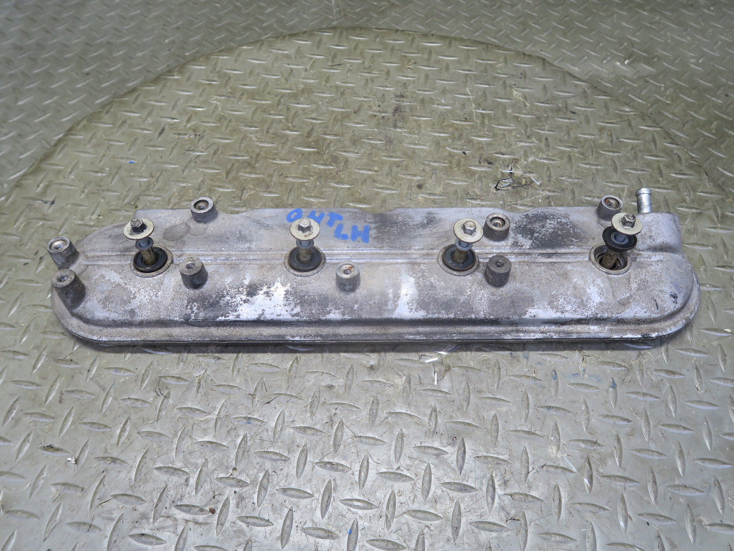 2003-2007 Hummer H2 6.0L Engine Left Driver Side Cylinder Head Valve Cover