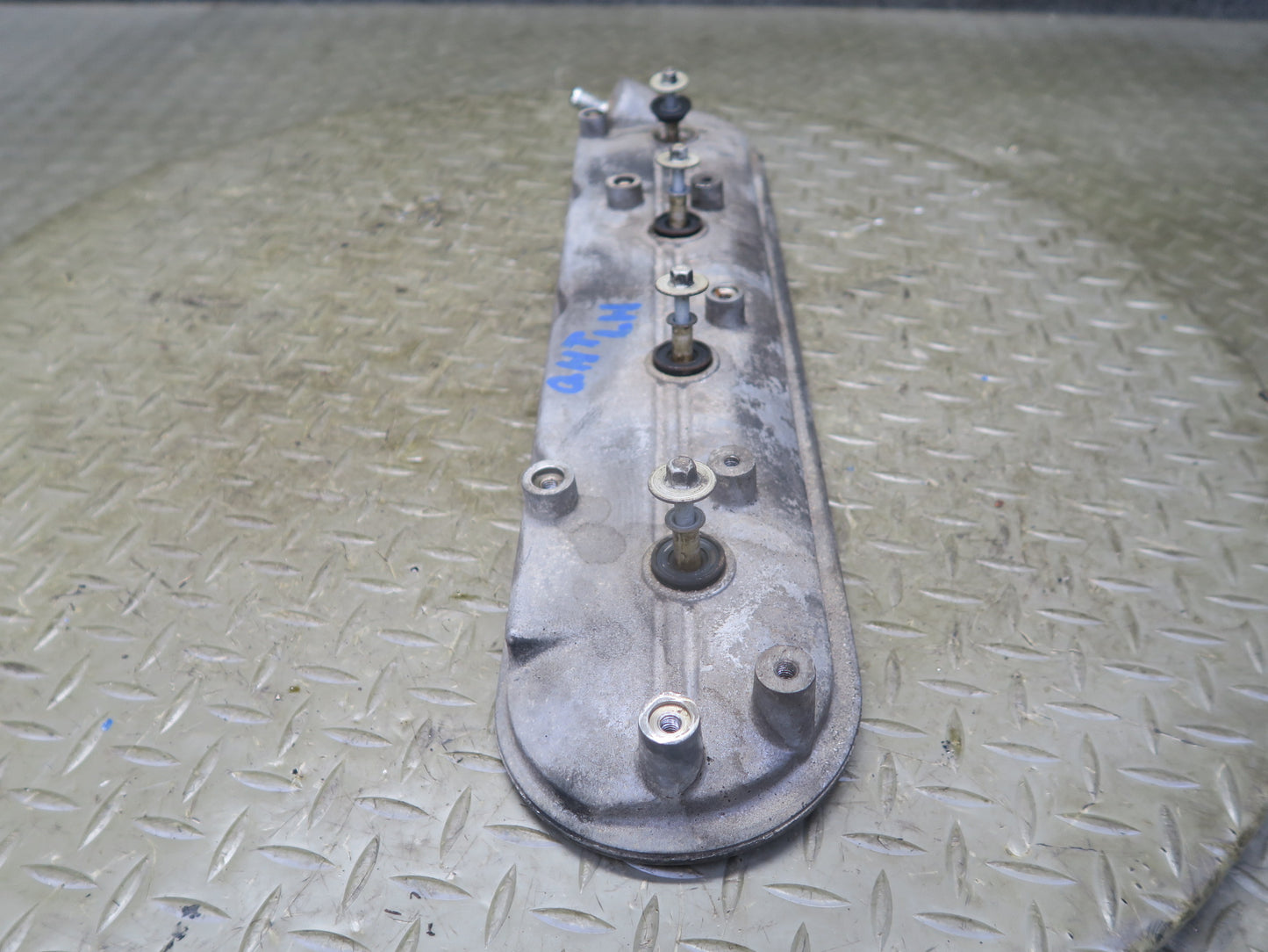 2003-2007 Hummer H2 6.0L Engine Left Driver Side Cylinder Head Valve Cover