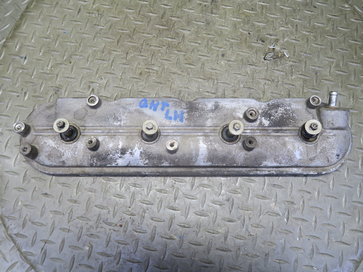 2003-2007 Hummer H2 6.0L Engine Left Driver Side Cylinder Head Valve Cover