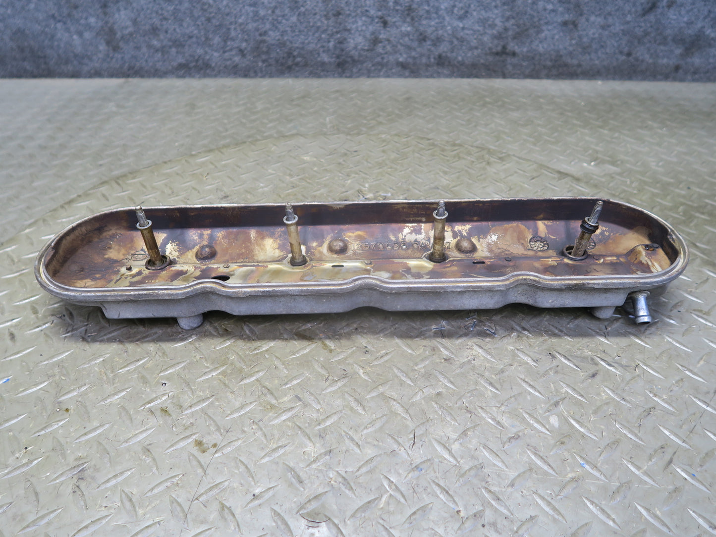 2003-2007 Hummer H2 6.0L Engine Left Driver Side Cylinder Head Valve Cover