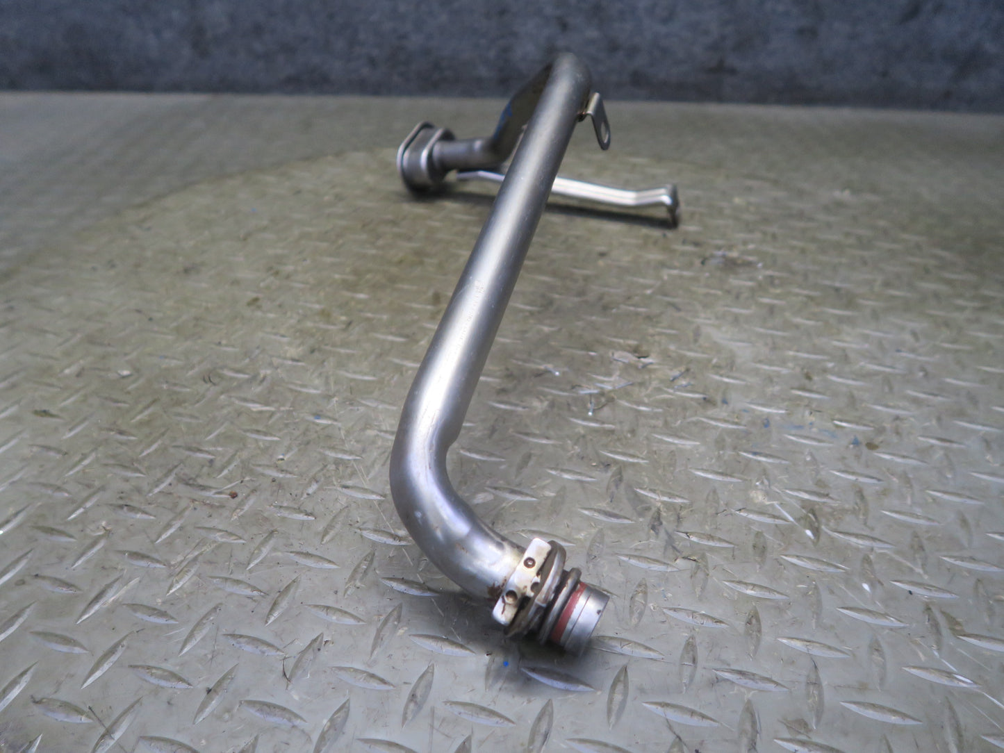 2003-2007 Hummer H2 6.0L Engine Motor Oil Pan Pump Pickup Tube
