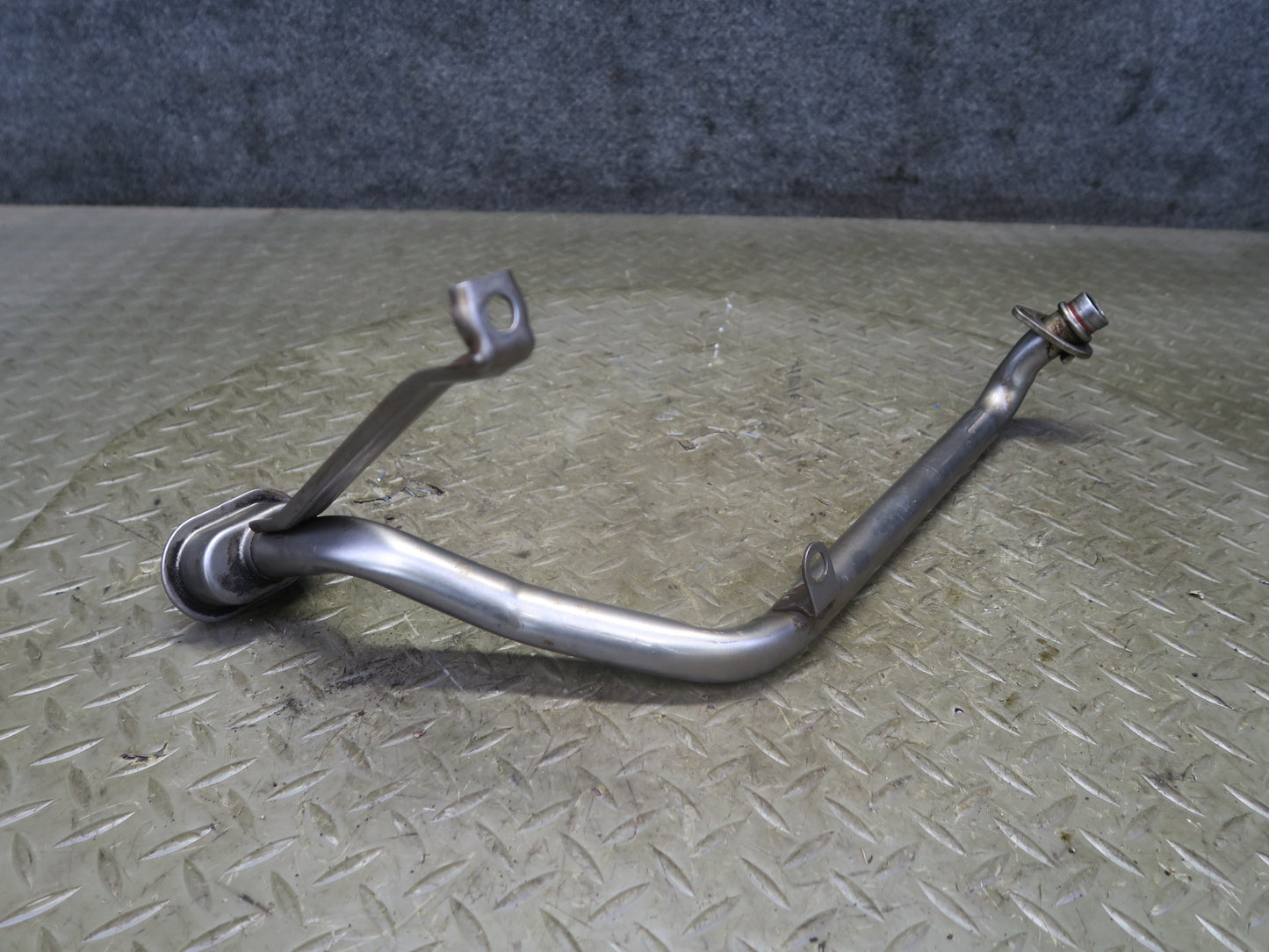 2003-2007 Hummer H2 6.0L Engine Motor Oil Pan Pump Pickup Tube