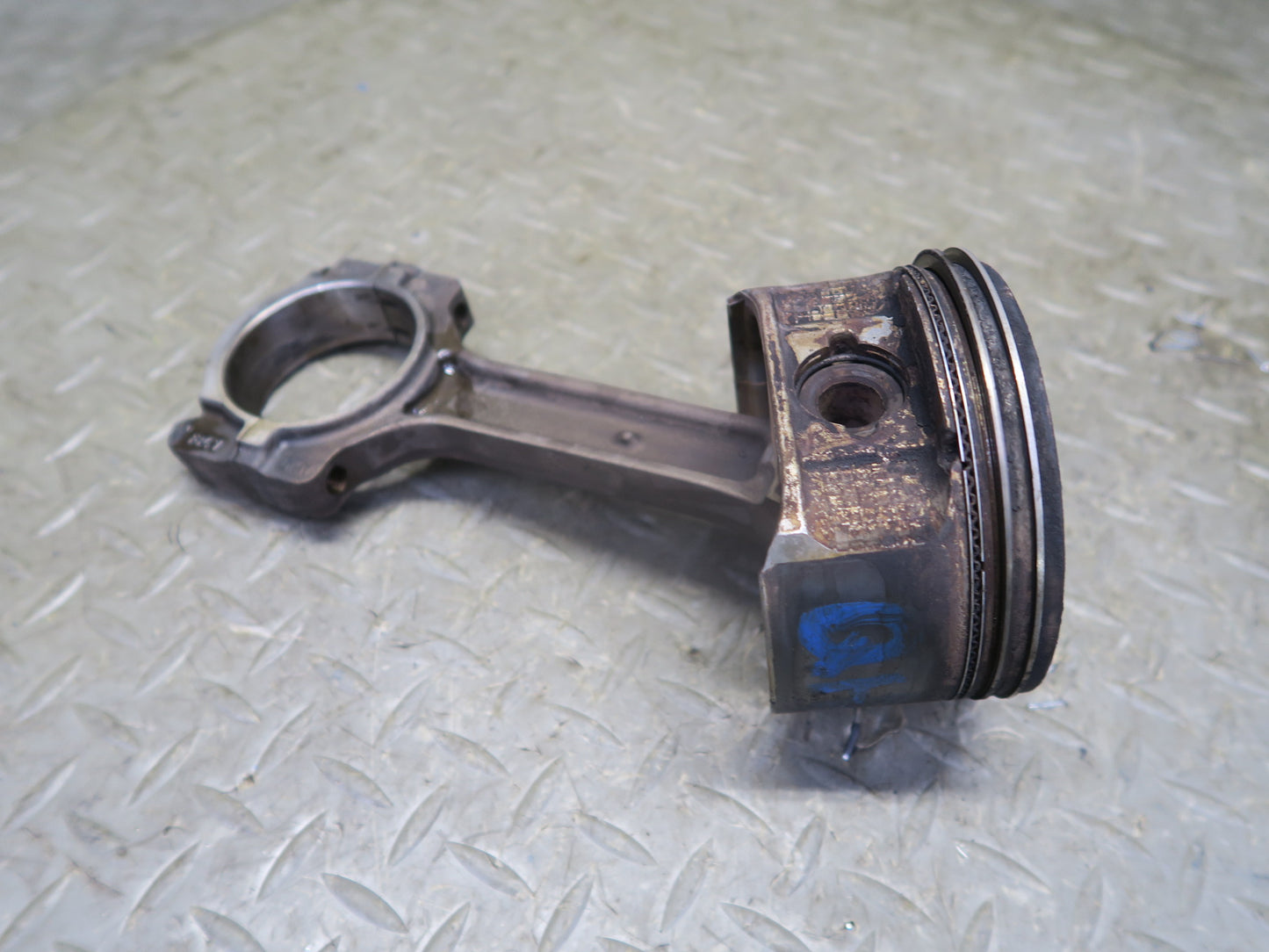 2003-2007 Hummer H2 6.0L LQ4 V8 Engine Piston Connecting Rod Set of 8