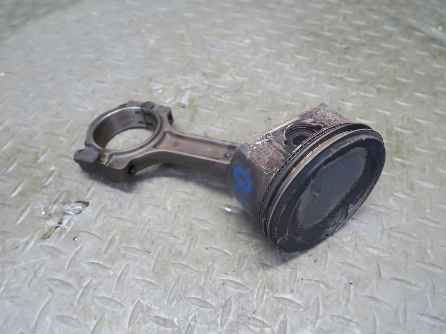 2003-2007 Hummer H2 6.0L LQ4 V8 Engine Piston Connecting Rod Set of 8