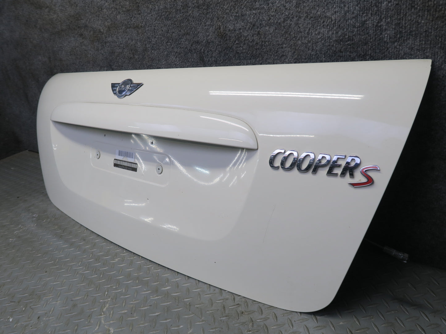 09-15 Mini R57 Convertible Rear Trunk Lid Liftgate Tailgate Hatch White OEM