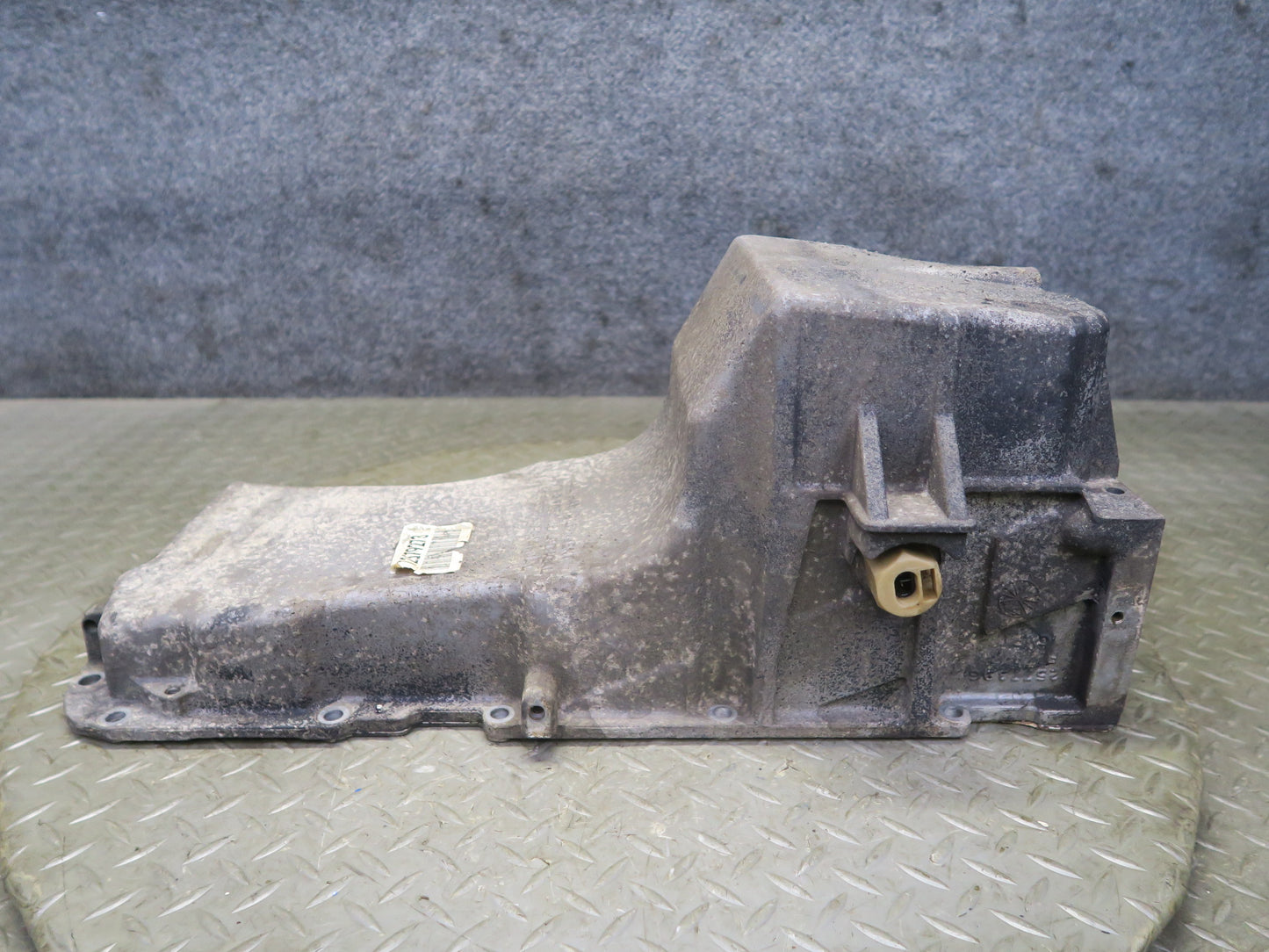 2003-2007 Hummer H2 6.0L Engine Motor Lower Oil Pan 12579273