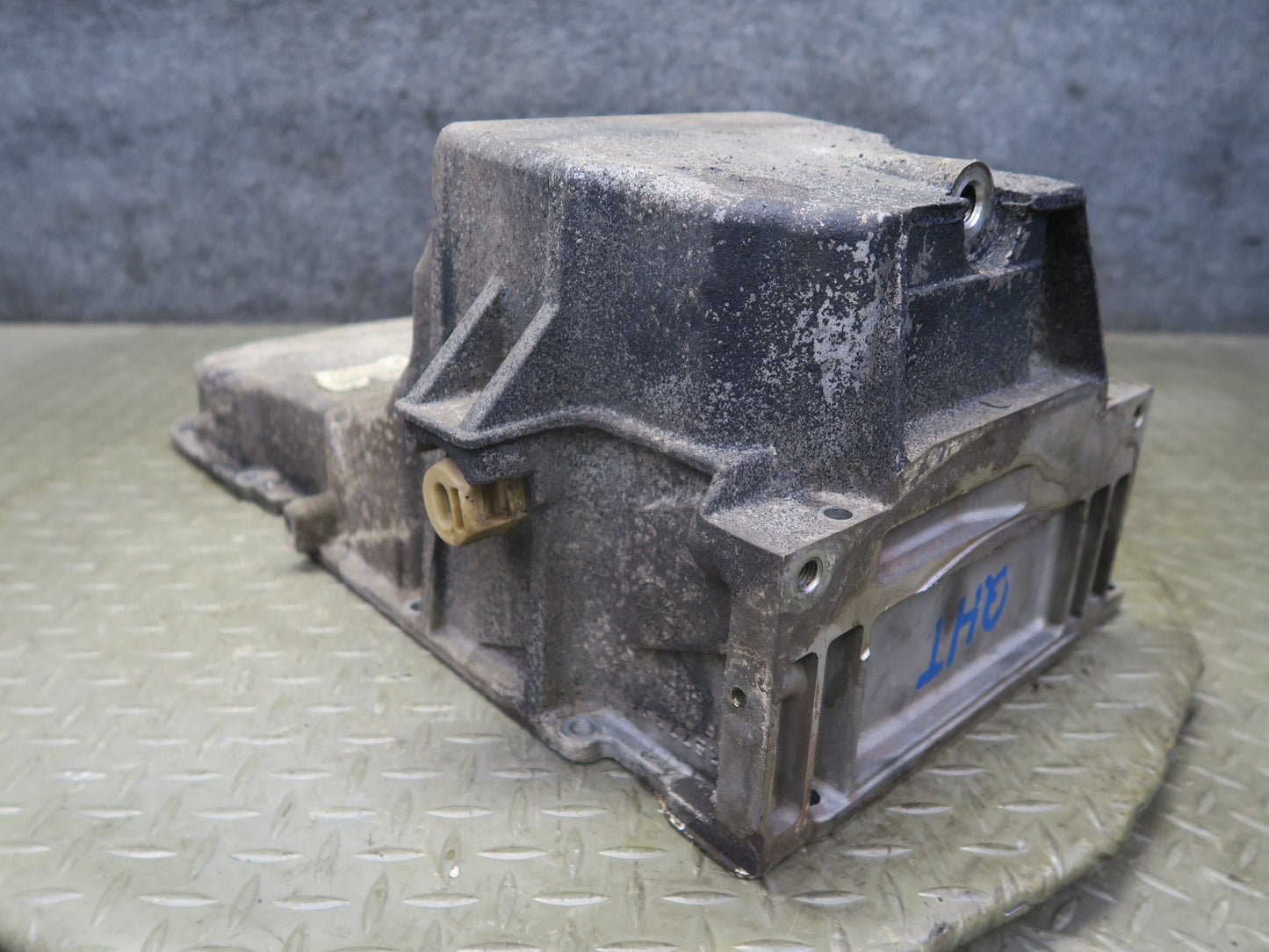 2003-2007 Hummer H2 6.0L Engine Motor Lower Oil Pan 12579273