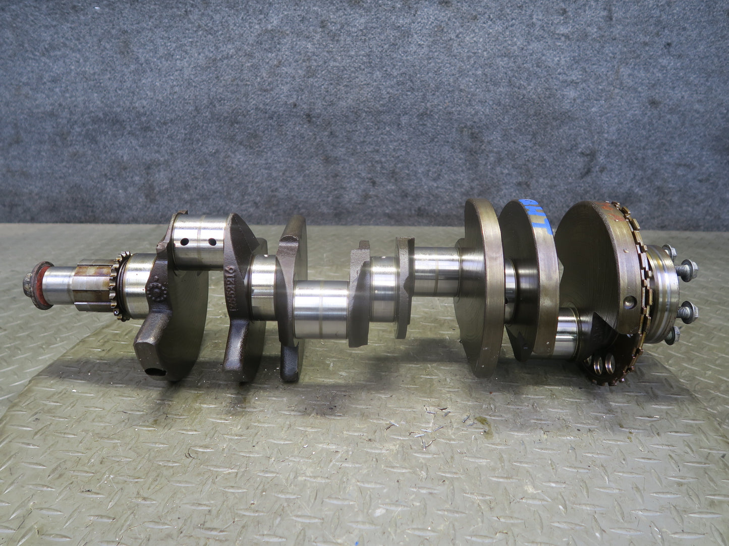 2003-2007 Hummer H2 6.0L V8 Engine Motor Crankshaft 12552216
