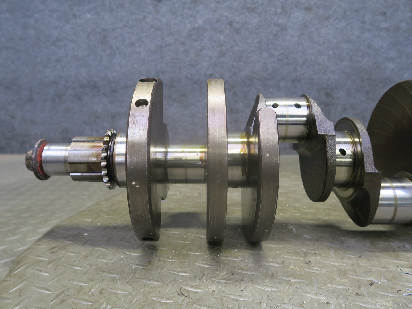 2003-2007 Hummer H2 6.0L V8 Engine Motor Crankshaft 12552216