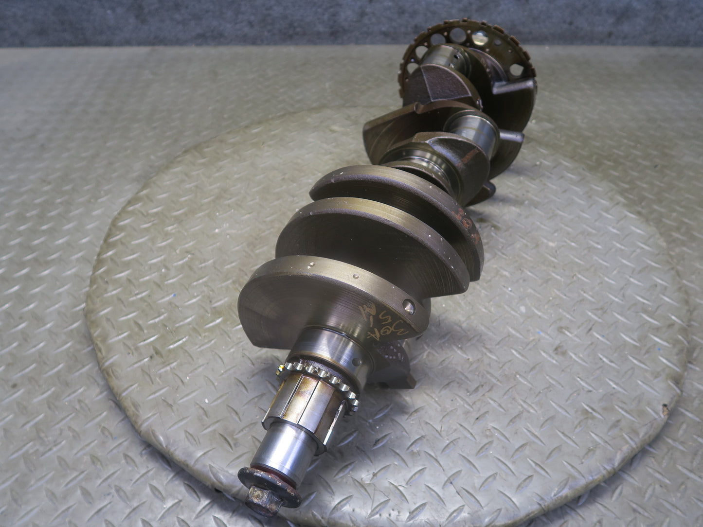 2003-2007 Hummer H2 6.0L V8 Engine Motor Crankshaft 12552216