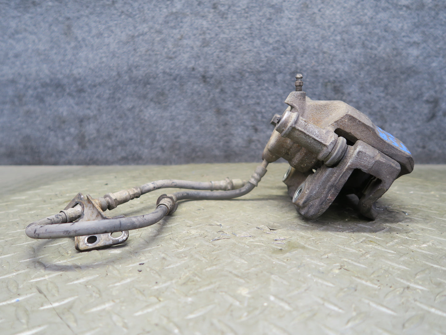 86-90 Toyota Supra MA70LSET of 2 Front Left & Right Brake Caliper OEM