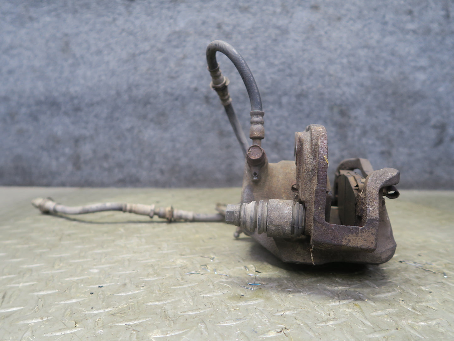 86-90 Toyota Supra MA70LSET of 2 Front Left & Right Brake Caliper OEM