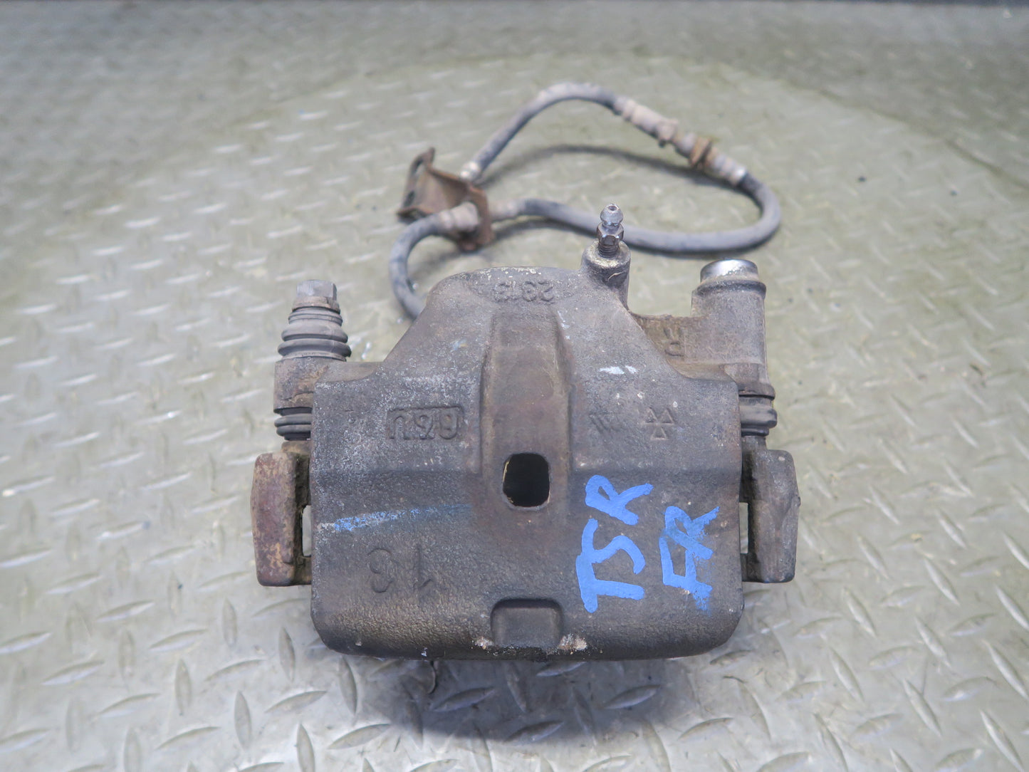 86-90 Toyota Supra MA70LSET of 2 Front Left & Right Brake Caliper OEM