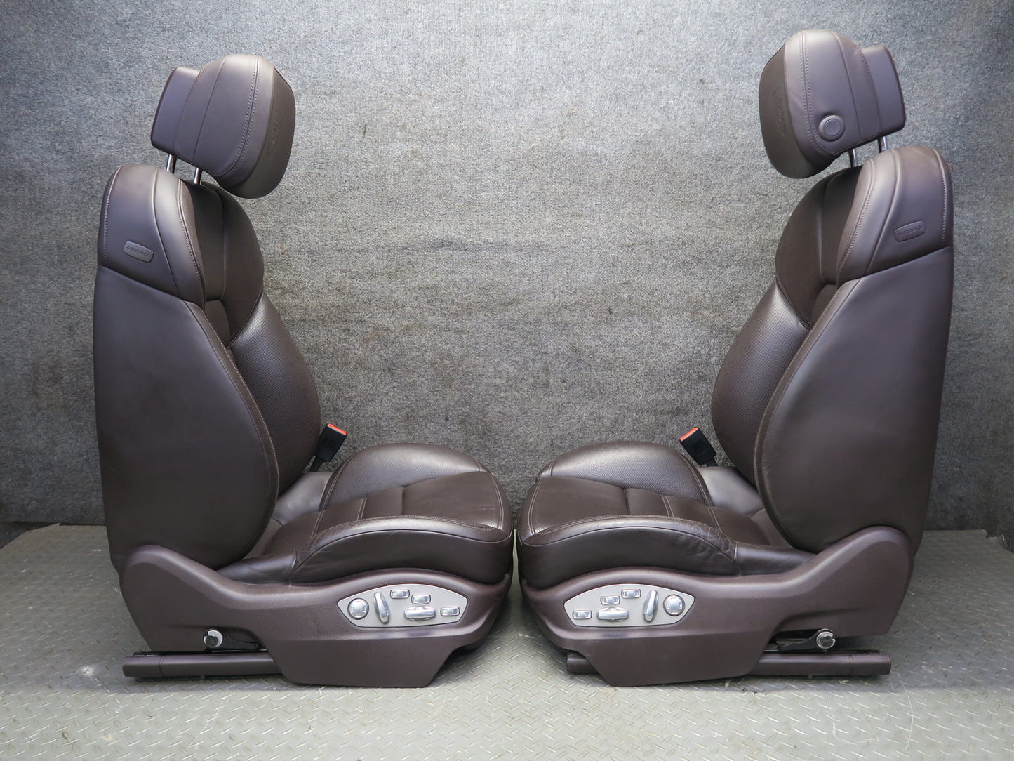 2015-2018 Porsche Macan Front Rear GTS Sport Heated Perforated Leather Seat Set