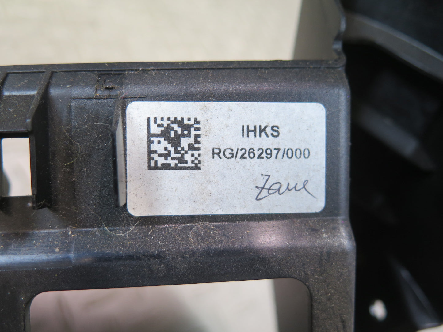 11-15 Mini R56 R58 R57 Dash Center AC Heater Trim Cover w AUX & USB Socket OEM