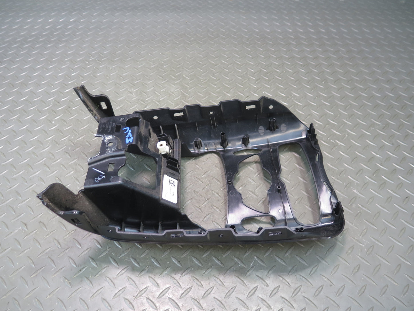 11-15 Mini R56 R58 R57 Dash Center AC Heater Trim Cover w AUX & USB Socket OEM