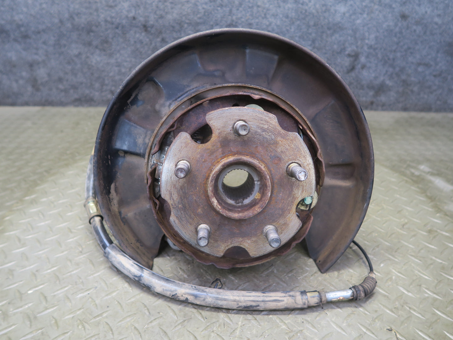 86-92 Toyota Supra MA70L Rear Left Spindle Knuckle Wheel Hub Bearing OEM