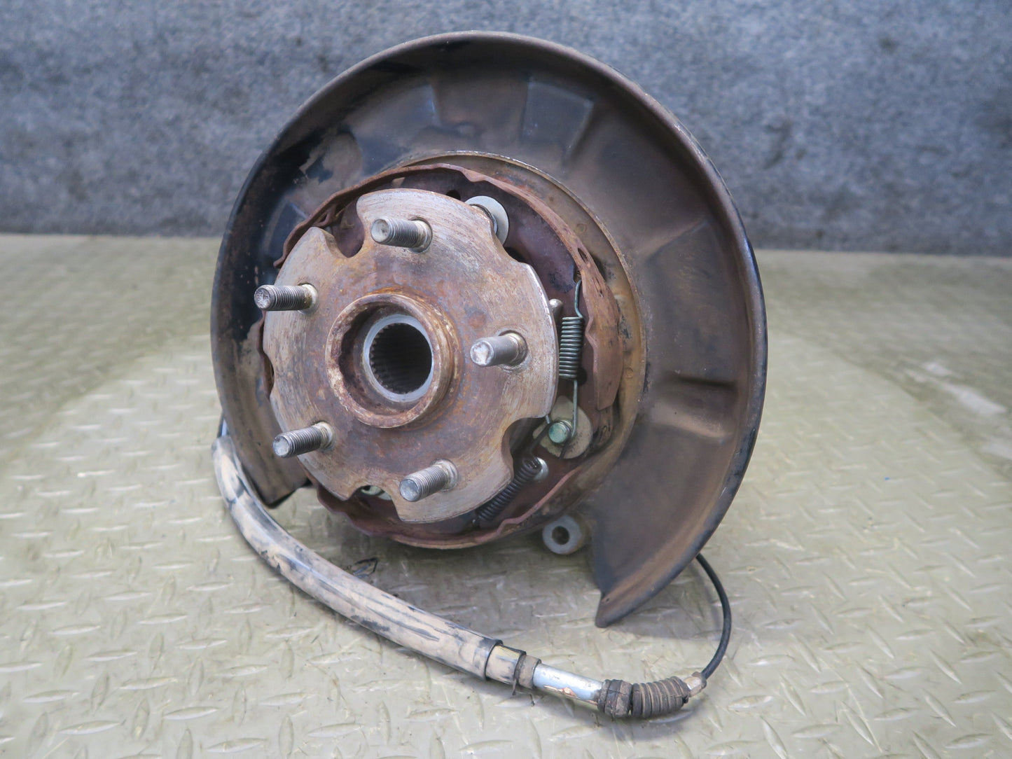 86-92 Toyota Supra MA70L Rear Left Spindle Knuckle Wheel Hub Bearing OEM
