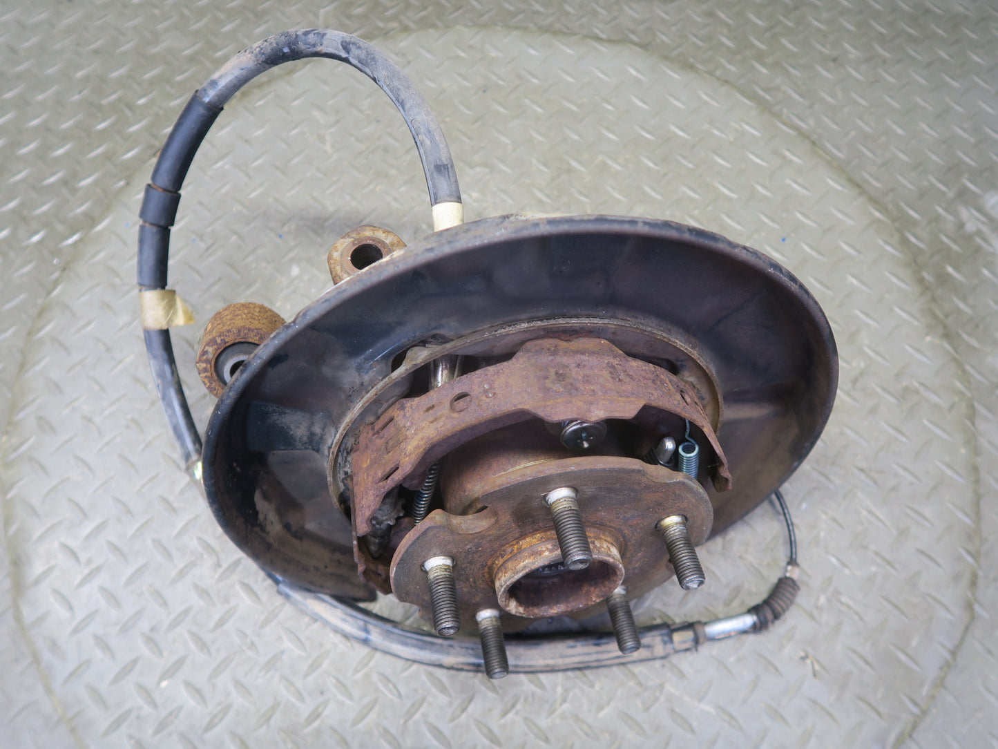 86-92 Toyota Supra MA70L Rear Left Spindle Knuckle Wheel Hub Bearing OEM