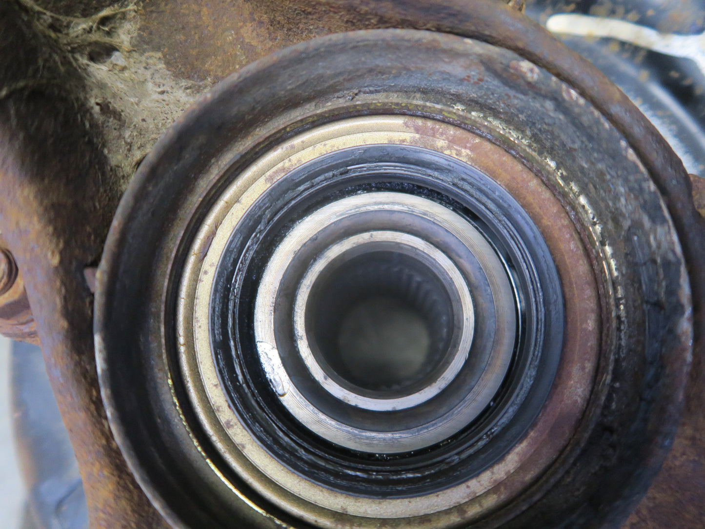 86-92 Toyota Supra MA70L Rear Left Spindle Knuckle Wheel Hub Bearing OEM