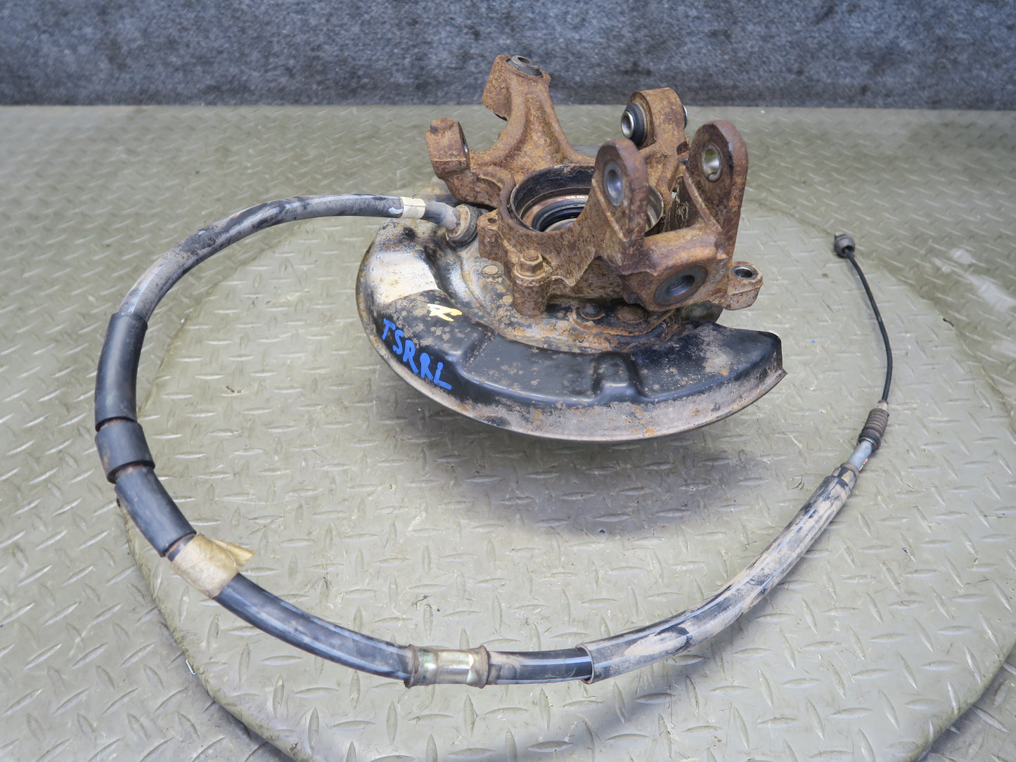 86-92 Toyota Supra MA70L Rear Left Spindle Knuckle Wheel Hub Bearing OEM