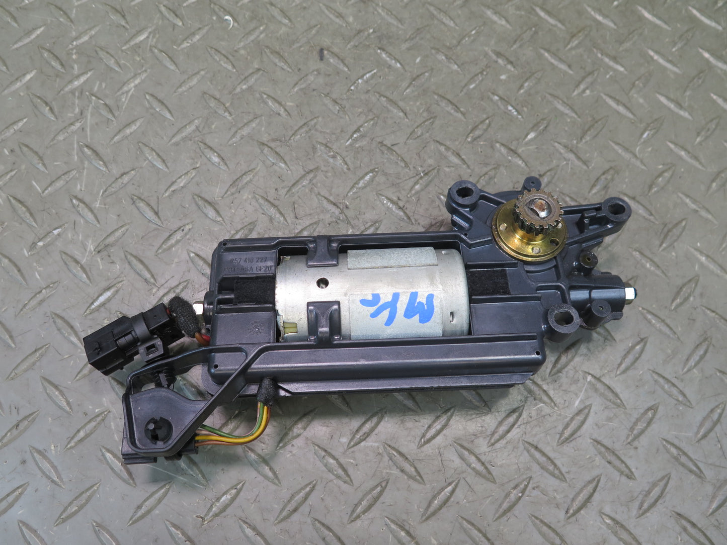 09-15 Mini Cooper R57 Convertible ASD Folding Sliding Roof Motor Drive Unit OEM
