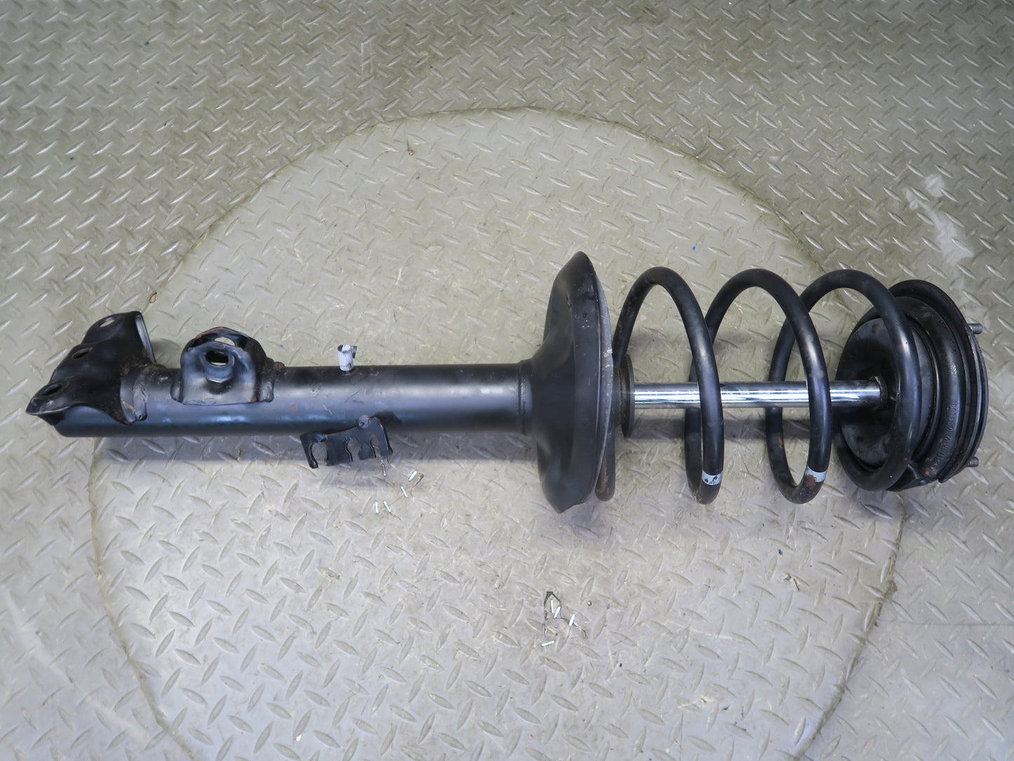 96-99 BMW E36 328iC Convertible Set of 2 Front Aftermarket Strut Shock Absorber