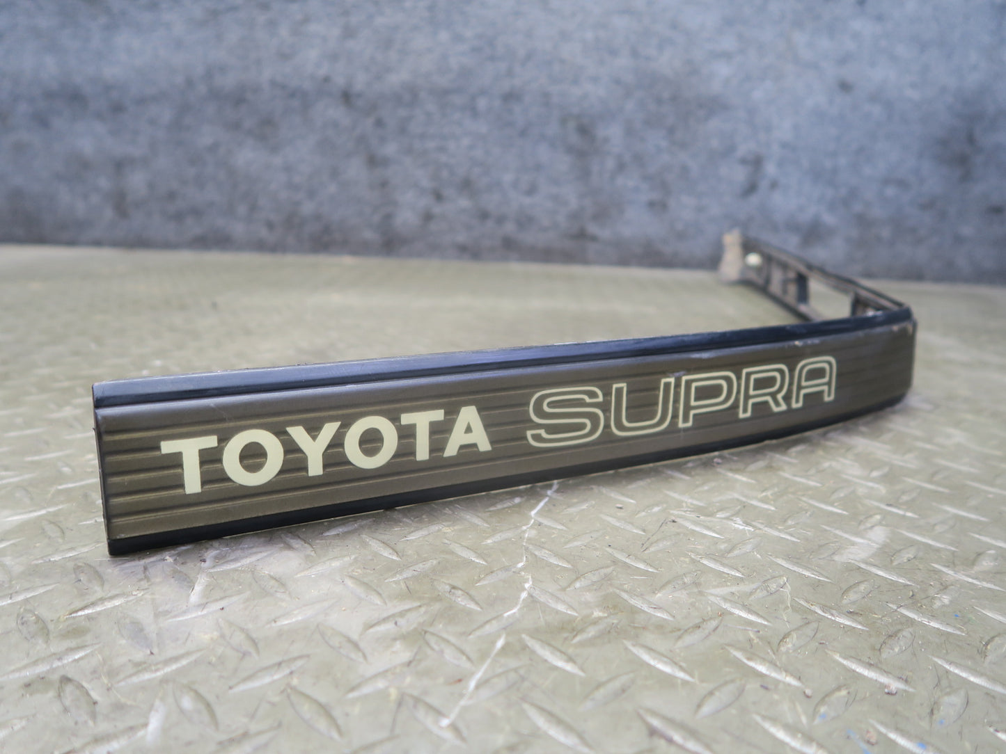 86-88 Toyota Supra MA70L NON Turbo Set of 2 Rear Bumper Quarter Molding Trim OEM