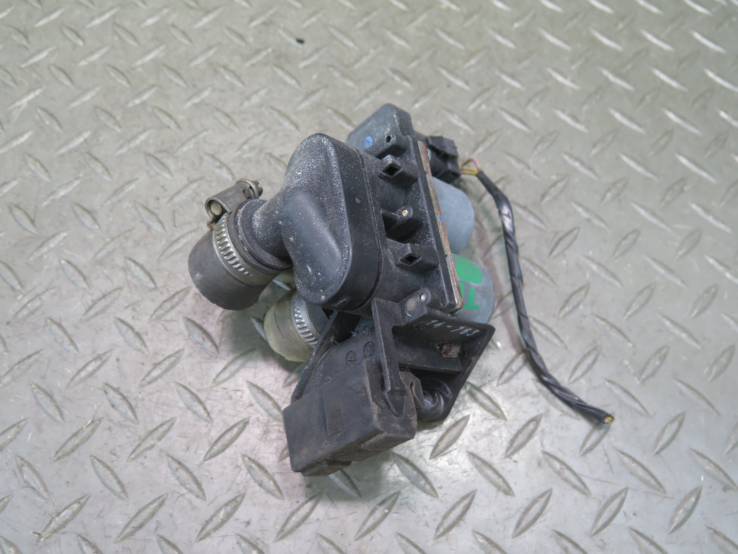 94-99 BMW E36 325iC 328iC Heater Control Water Valve 79K Miles OEM