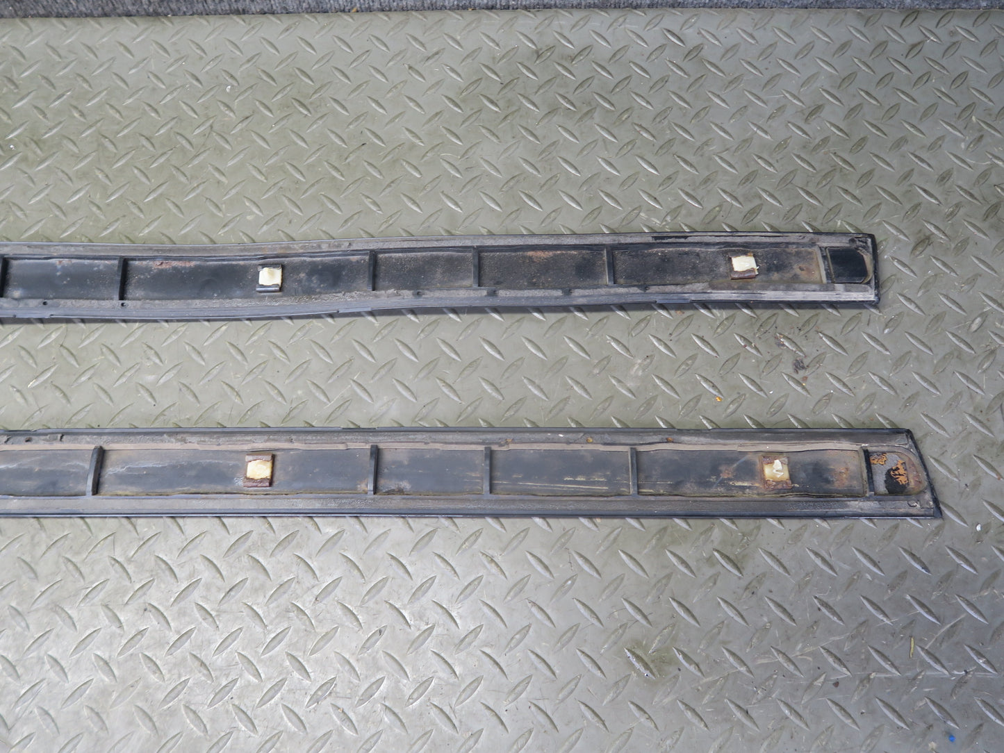 86-88 Toyota Supra MA70L Set of 2 Left & Right Door Molding Trim Strip OEM