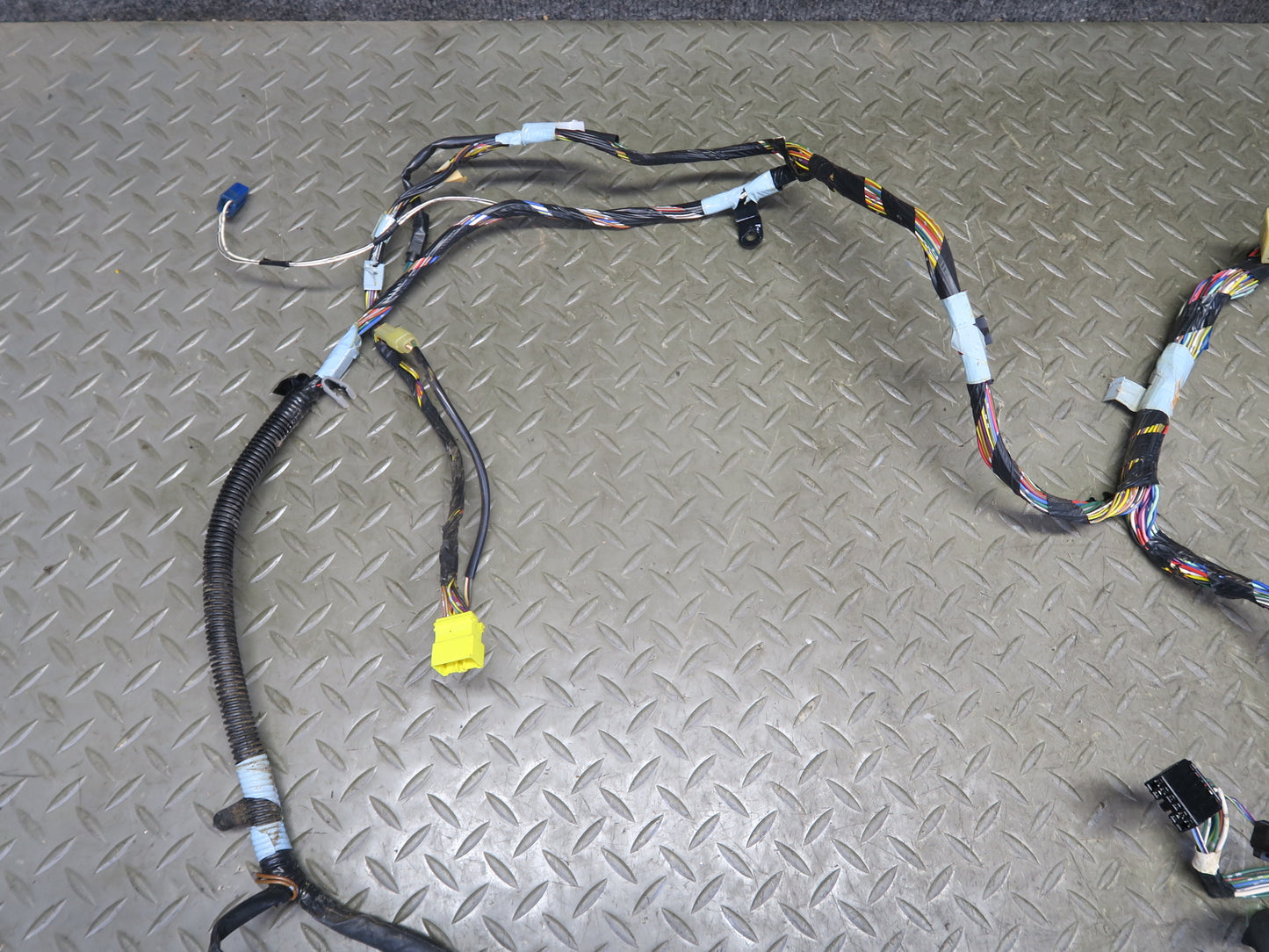 1986 Toyota Supra MA70L Dash Cluster Wire Wiring Harness 82141-14810 OEM