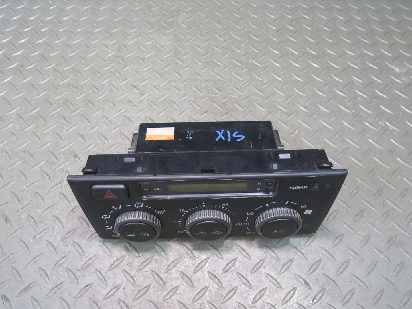 02-05 Lexus JCE10L IS300 A/C Heater Climate Control Switch Panel 88650-53060 OEM