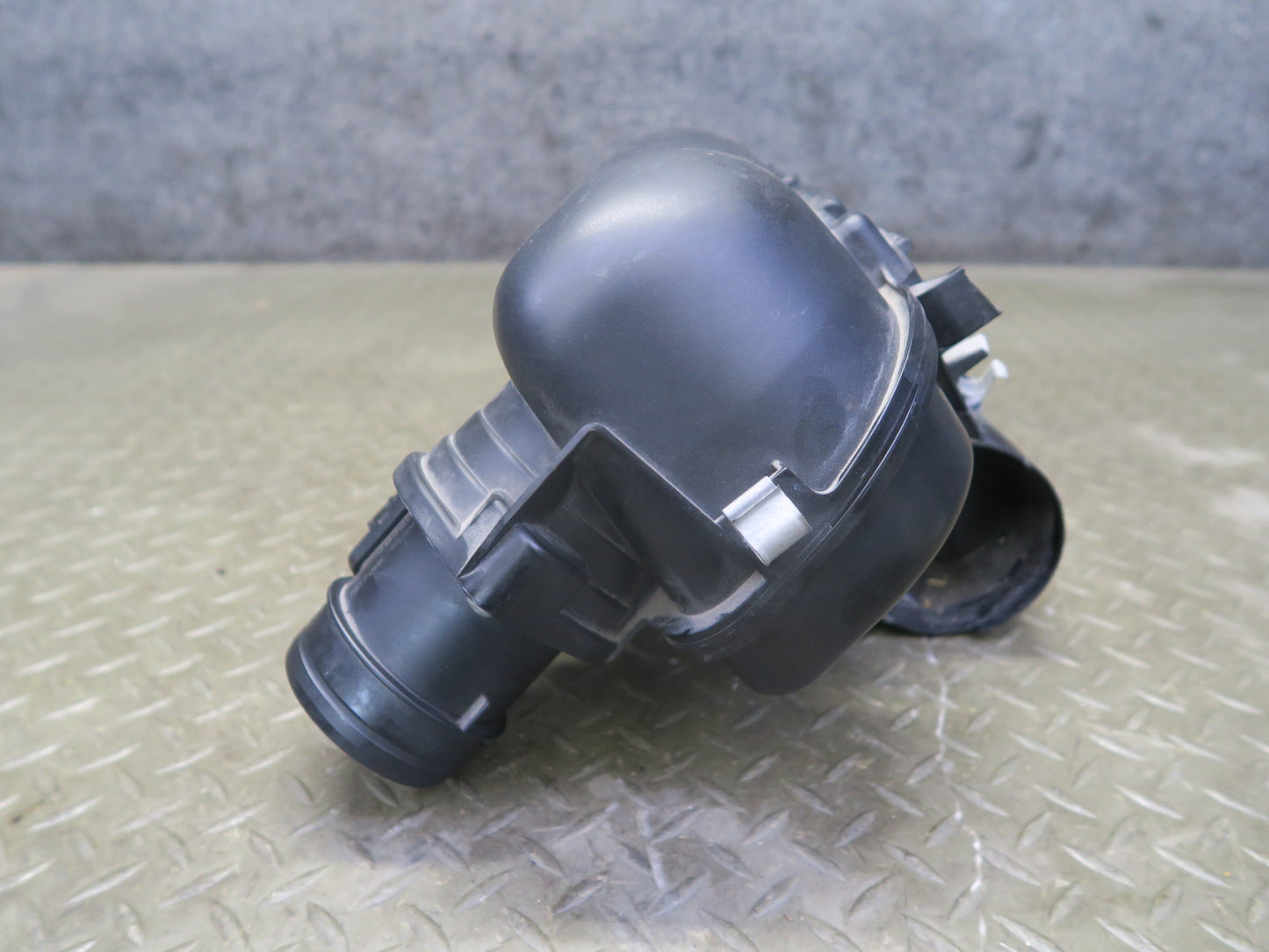 11-13 Mini S R55 R56 R57 R58 N18 1.6L Engine Air Intake Cleaner Box 7583680 OEM