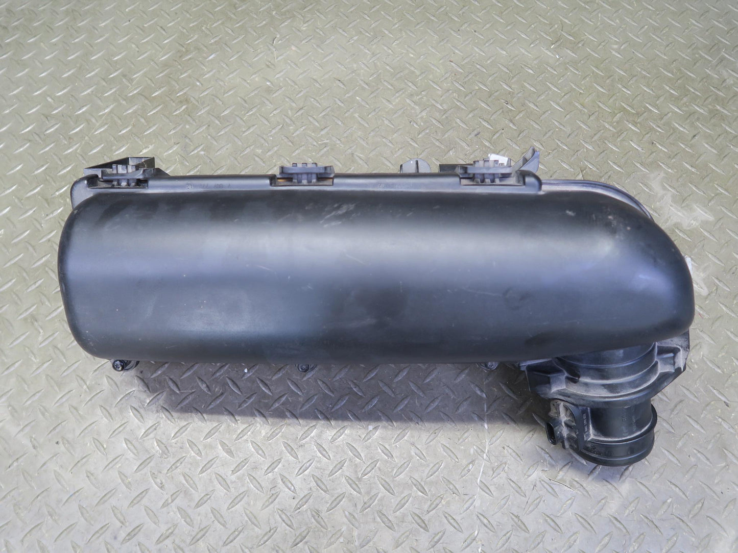 11-13 Mini S R55 R56 R57 R58 N18 1.6L Engine Air Intake Cleaner Box 7583680 OEM