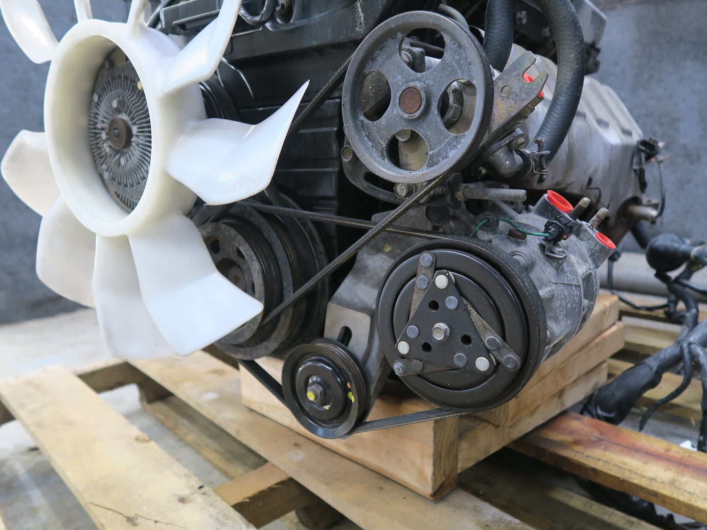 96-98 Nissan Stagea WGC34 RB25DE RWD NA A/T Complete Engine Motor 33K Miles OEM