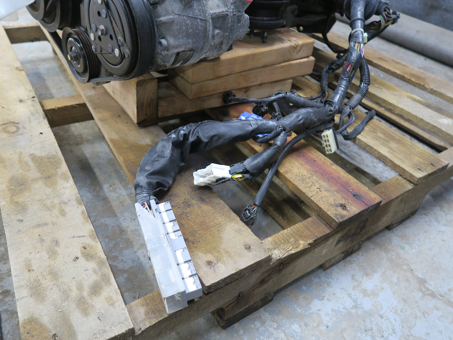 96-98 Nissan Stagea WGC34 RB25DE RWD NA A/T Complete Engine Motor 33K Miles OEM