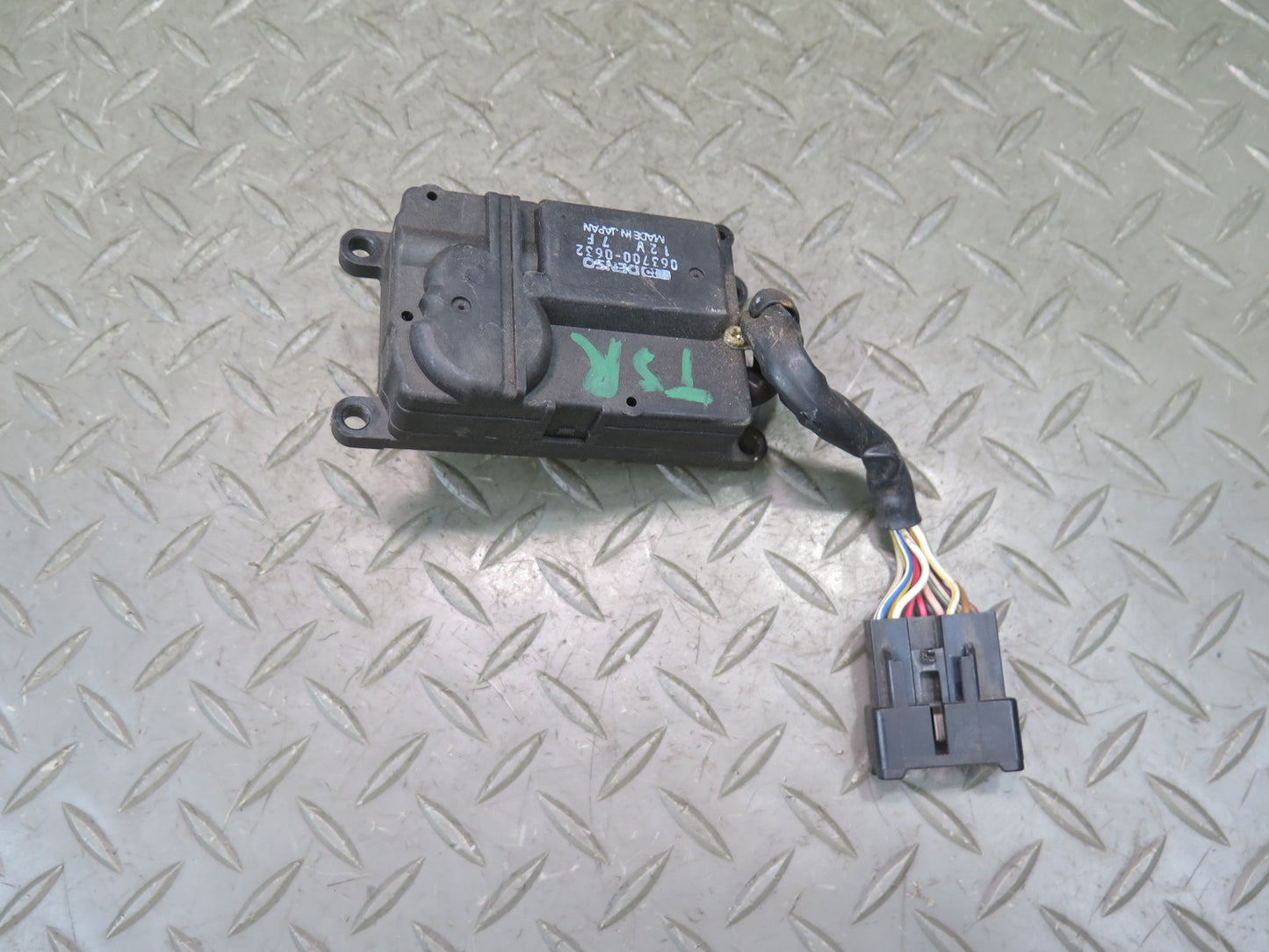 86-92 Toyota Supra MK3 MA70L Set of 2 Heater Core Vent Flap Actuator OEM