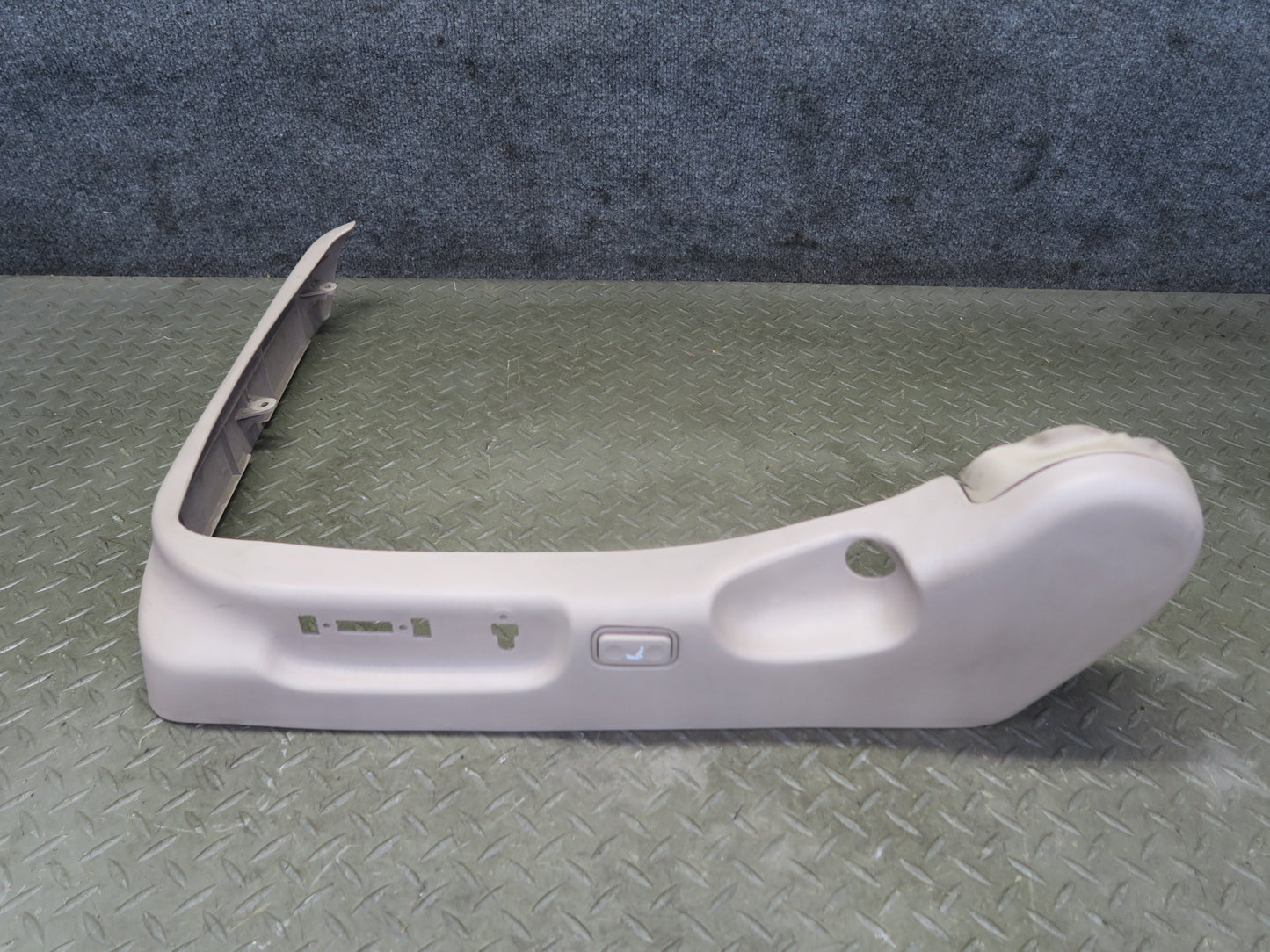 95-00 Lexus JZZ31L SC400 SC300 Front Left Seat Trim Ivory 71812-24090 OEM