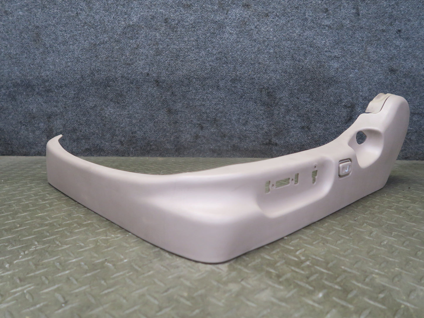 95-00 Lexus JZZ31L SC400 SC300 Front Left Seat Trim Ivory 71812-24090 OEM