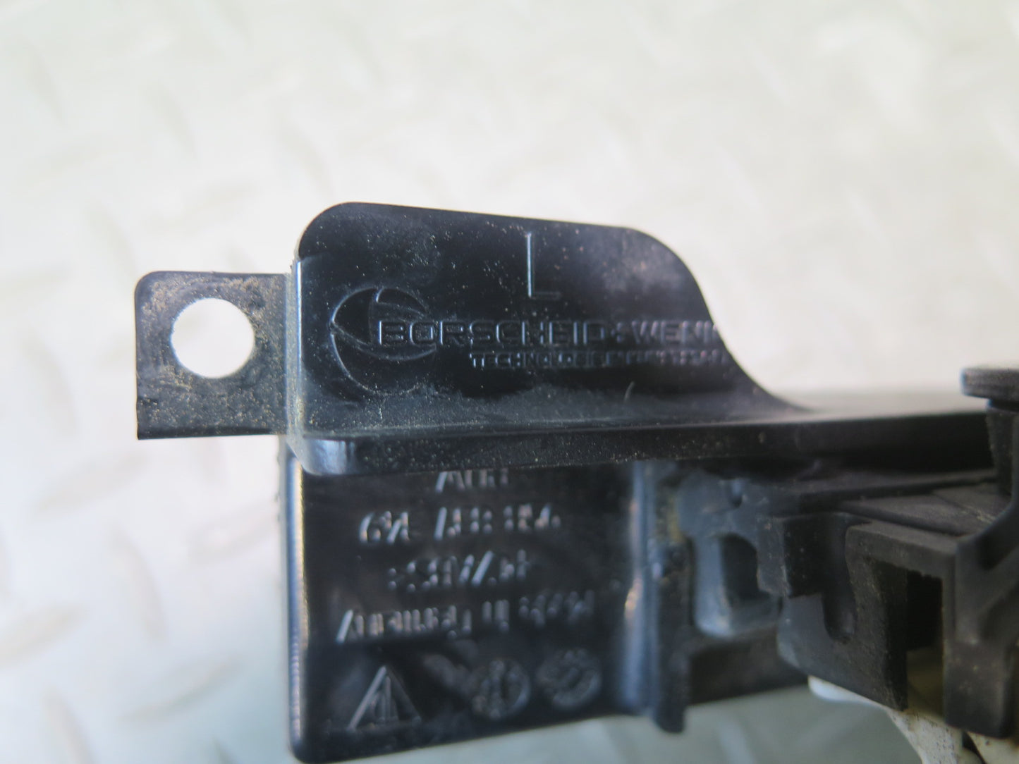 2015-2025 Porsche Macan Front Left Driver Side Door Lock Latch Actuator
