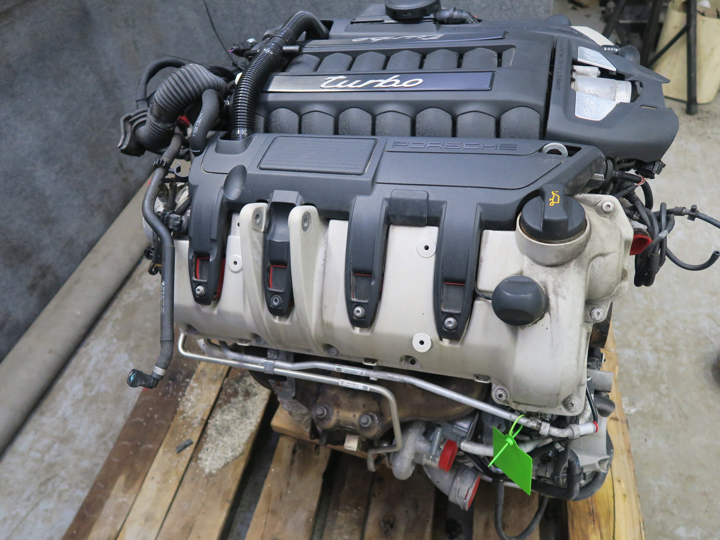 2011-2014 Porsche Cayenne 958 4.8L AWD Turbo V8 M48.52 Complete Engine Motor