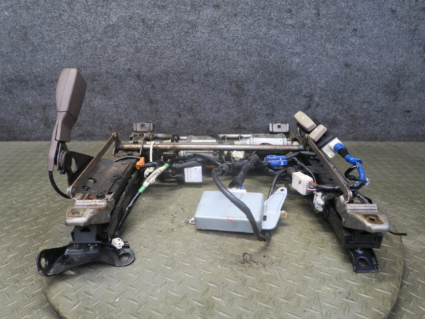 95-00 Lexus SC400 SC300 Front Right Seat Lower Frame Track Rail w Motors OEM