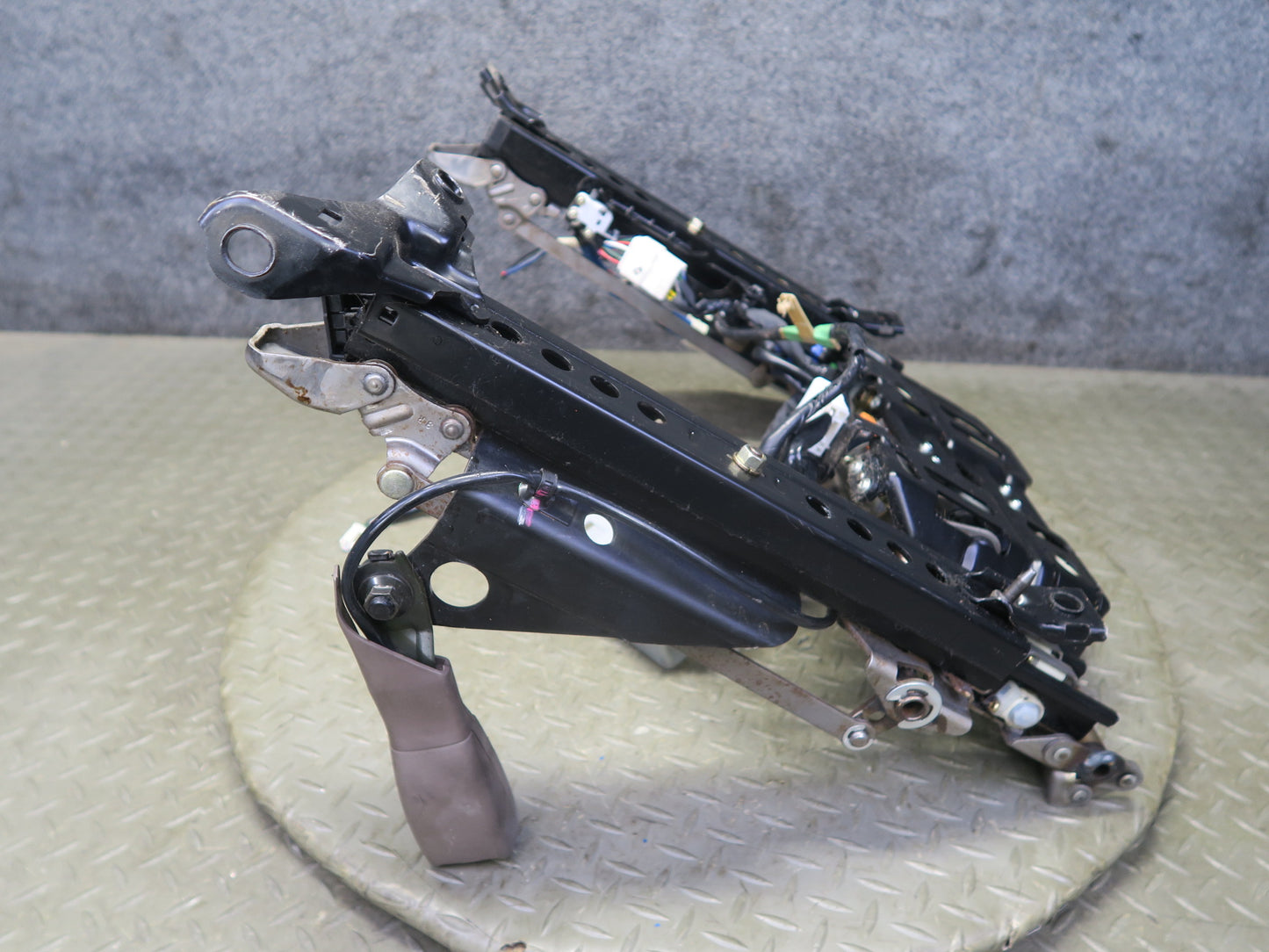 95-00 Lexus SC400 SC300 Front Right Seat Lower Frame Track Rail w Motors OEM