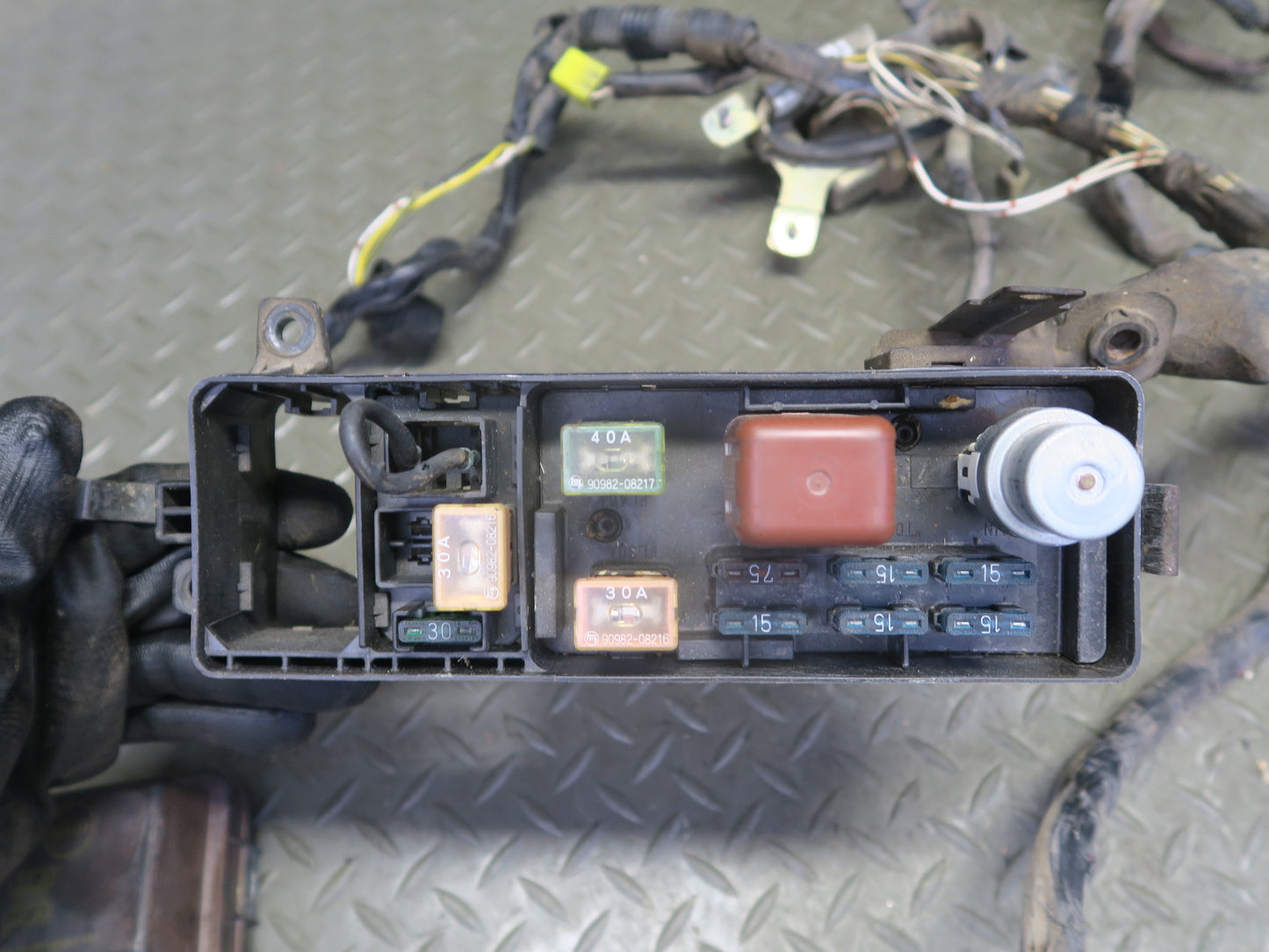 1986 Toyota Supra MA70L 7MGE Engine Bay Wire Wiring Harness w Fuse Relay Box OEM