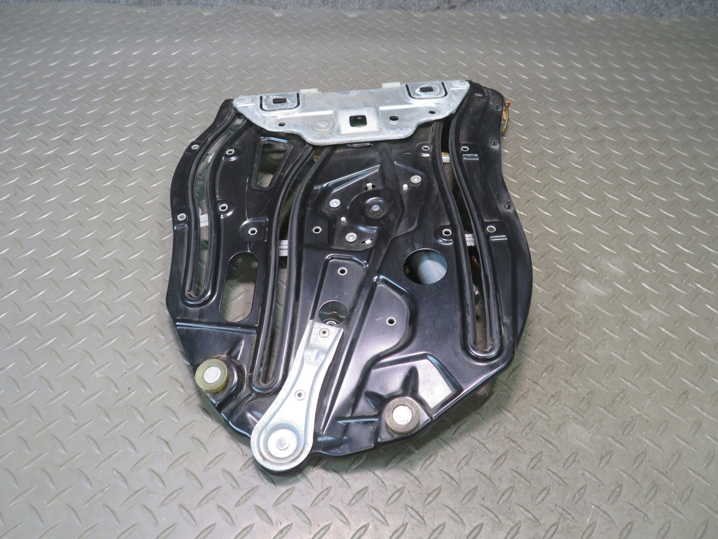 2006-2010 BMW E64 M6 Convertible Rear Right Quarter Window Regulator w Motor
