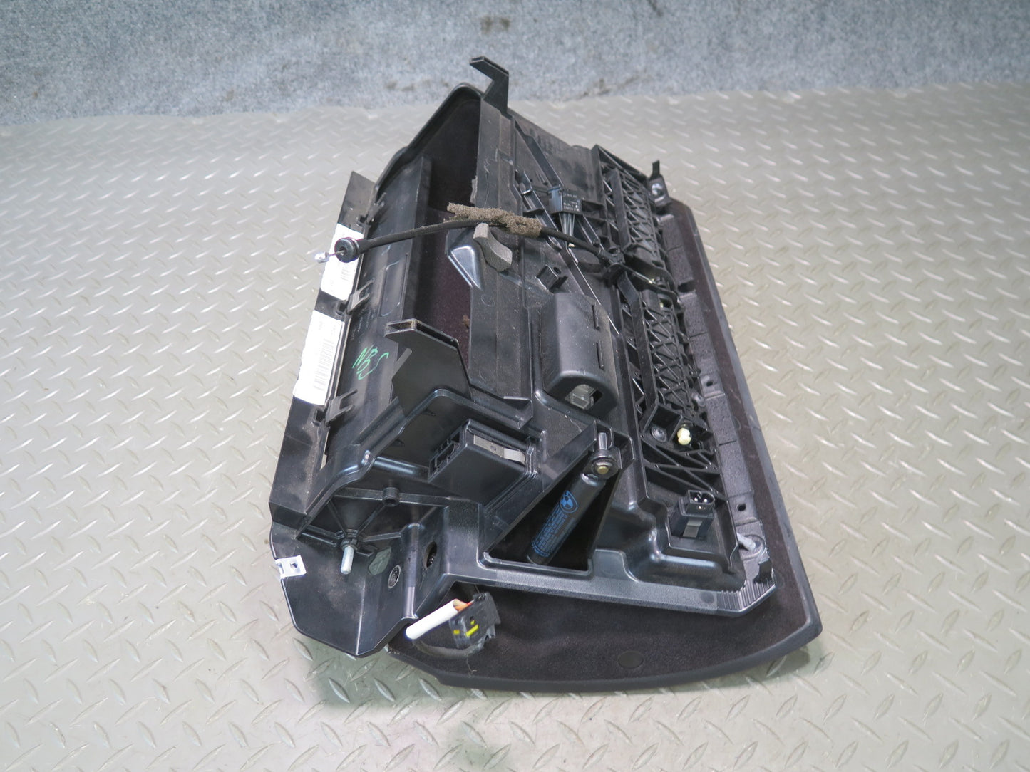 2006-2010 BMW E63 E64 M6 Dash Front Right Glove Box Compartment Storage