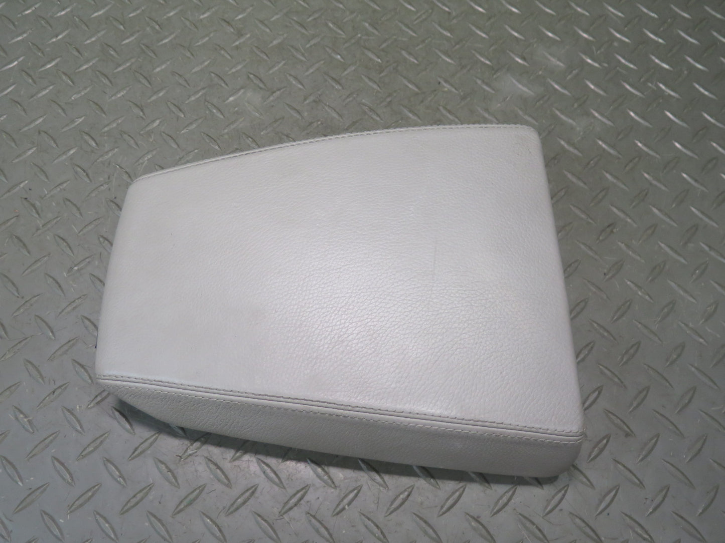2006-2010 BMW E63 E64 M6 Center Console Leather Armrest Pad Cover