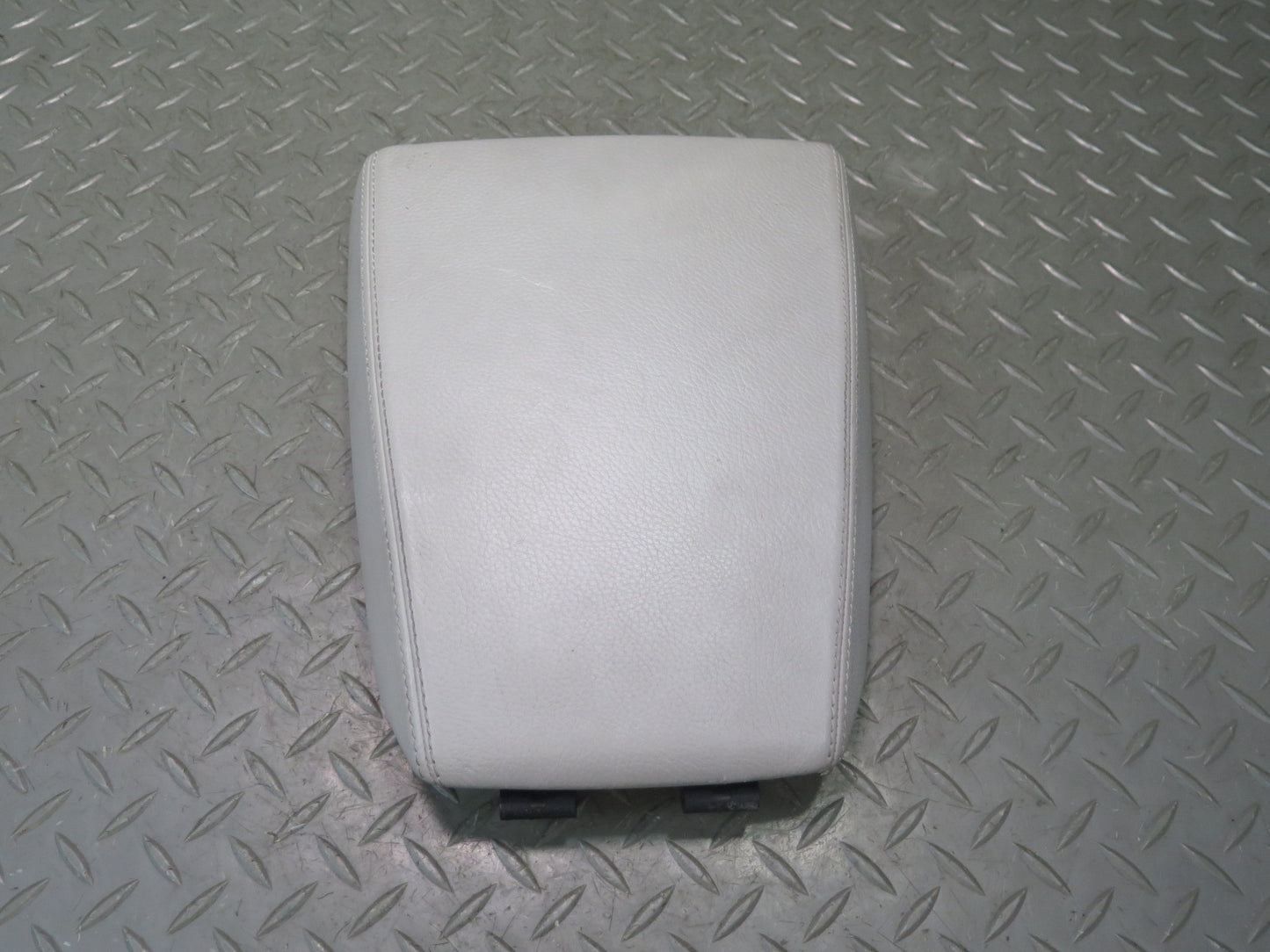 2006-2010 BMW E63 E64 M6 Center Console Leather Armrest Pad Cover